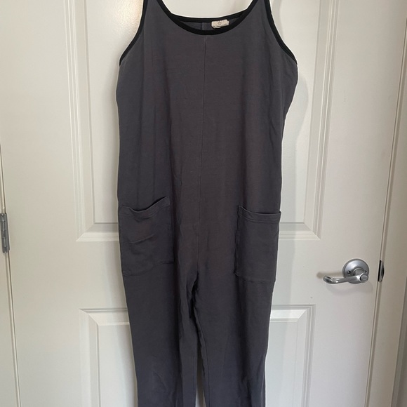 Buttercream romper - Picture 3 of 3